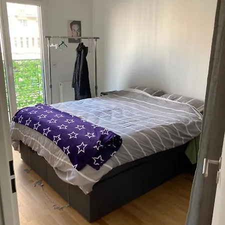Cozy In Paris Проживание в семье *